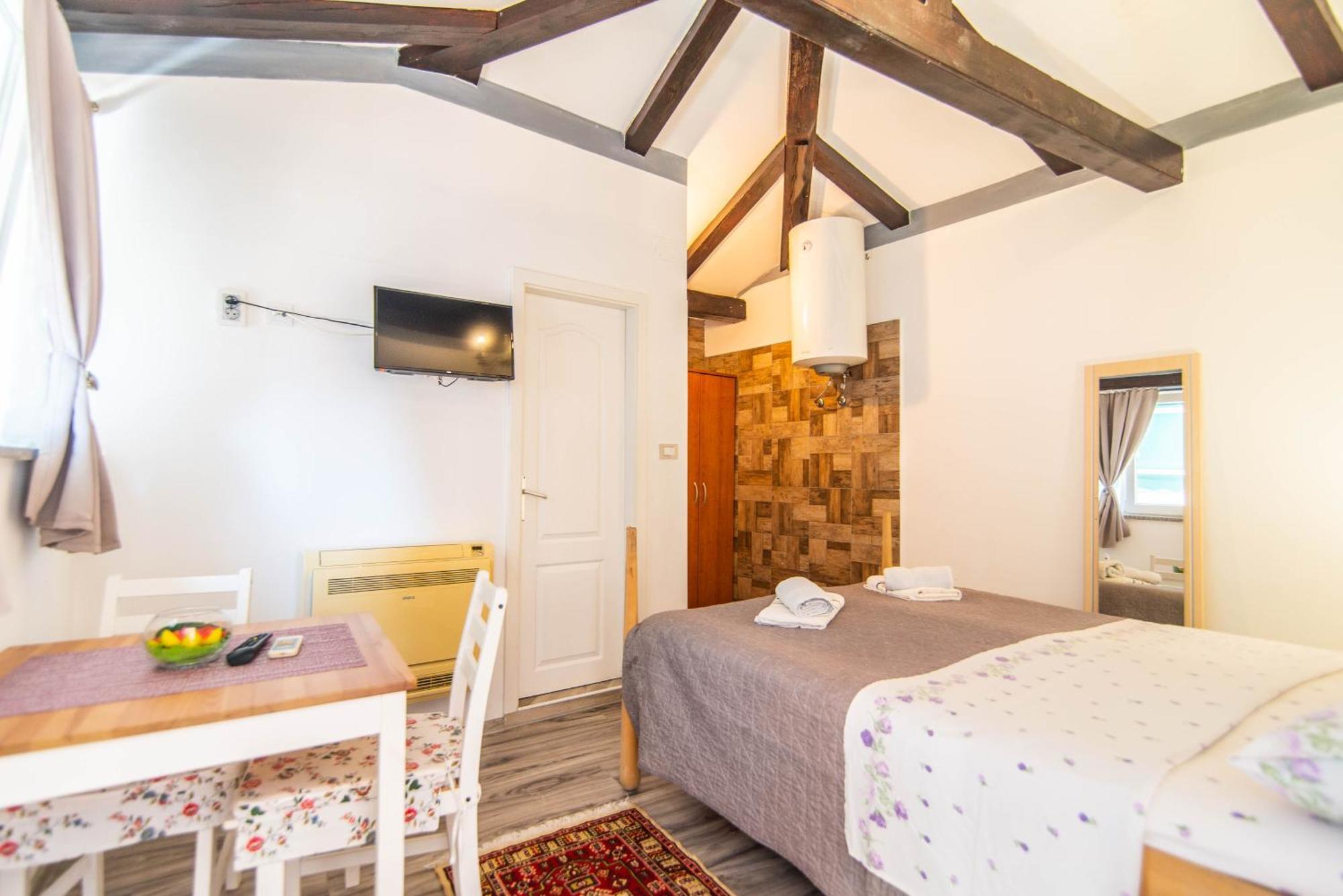 Giovanna Boutique Rooms & Pool Pula Exterior foto