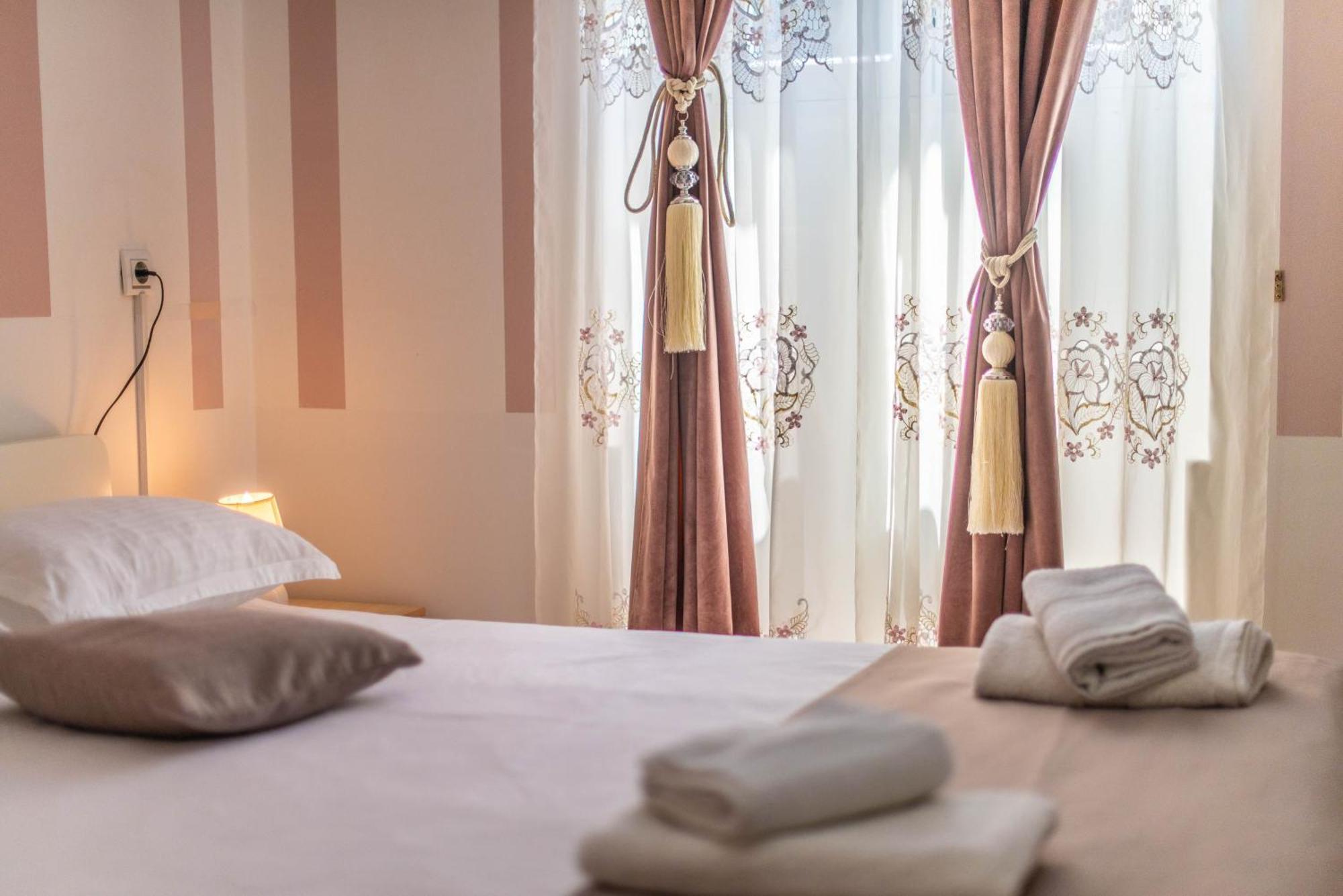 Giovanna Boutique Rooms & Pool Pula Exterior foto